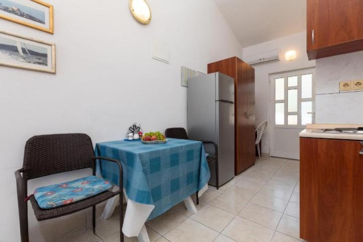 Apartments Boris Omiš Екстериор снимка